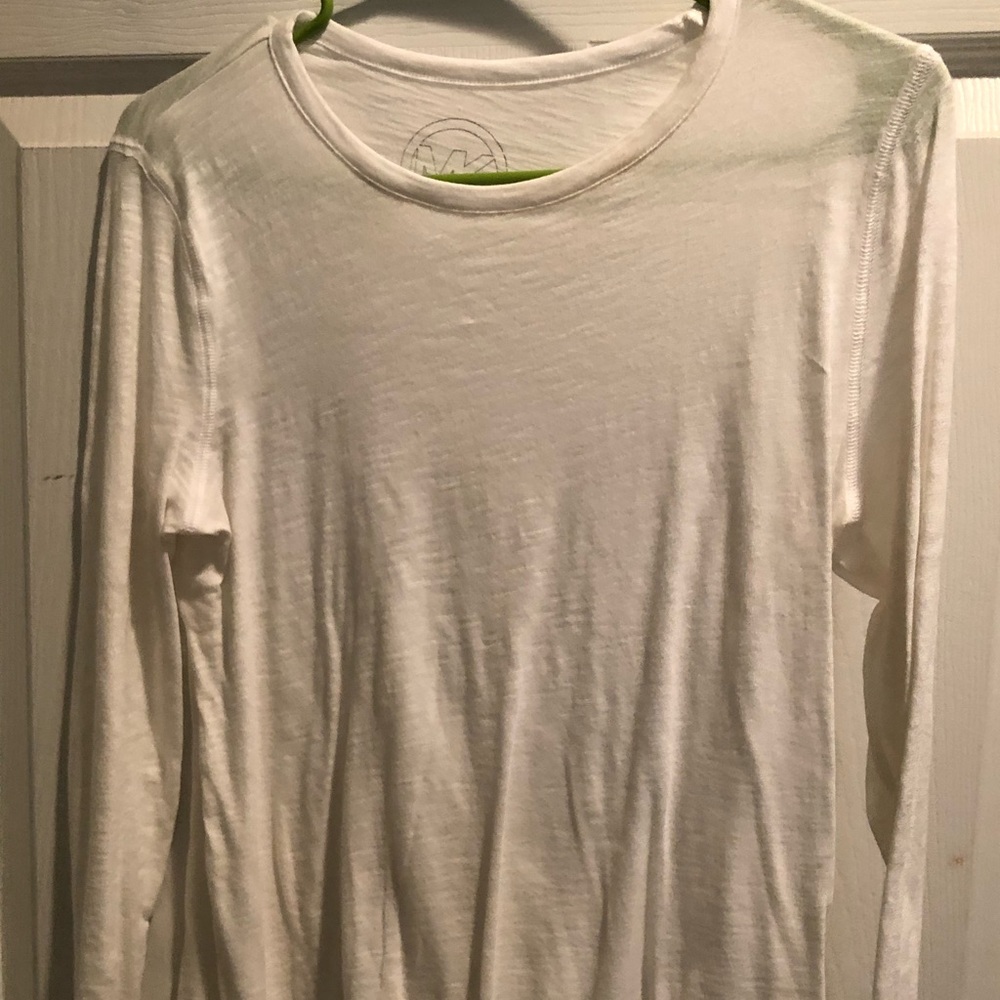 White T shirt with rhinestone detail